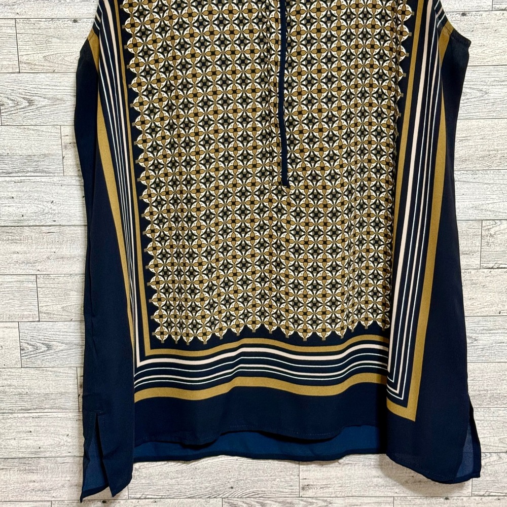 Loft Sleeveless Sz-Medium Geometric Print Button Neck Blouse Women's Navy Gold - Picture 5 of 10